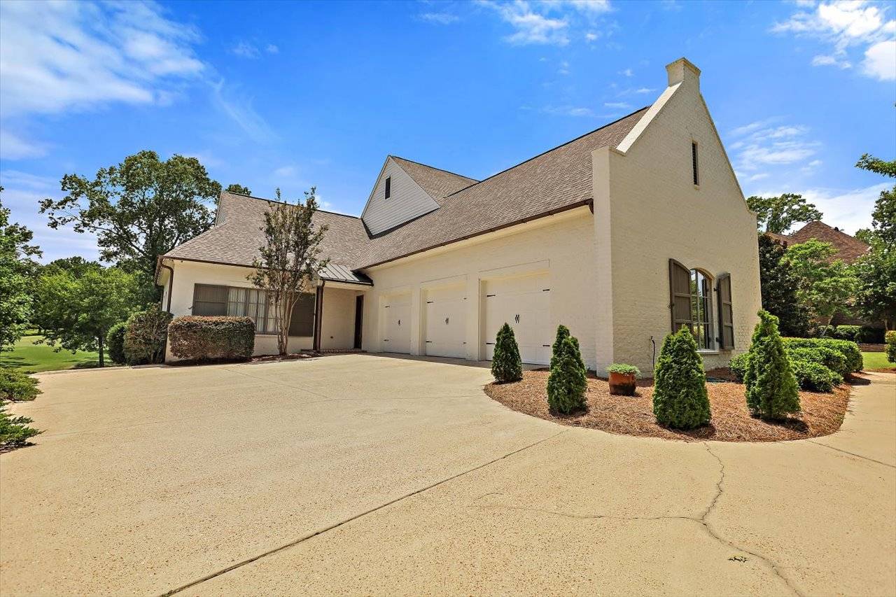 Front exterior of 115 Fenwick Circle