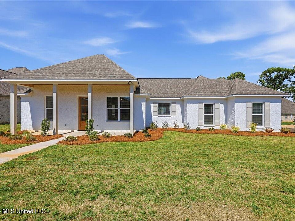 Property at 111 Willow Way, Canton, MS 39046