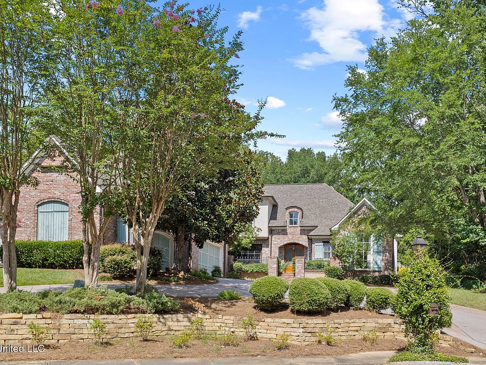 Property at 206 Valley Road, Ridgeland, MS 39157